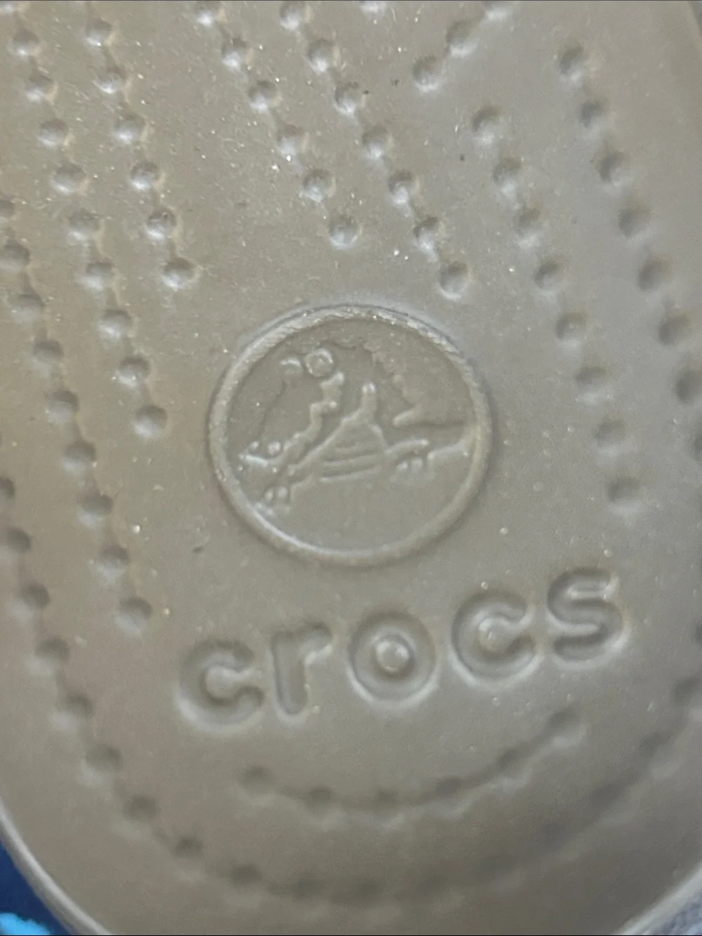 CROCS Women's Brown Thong Sandals with Gold Accent Medallion - Picture 2 of 9